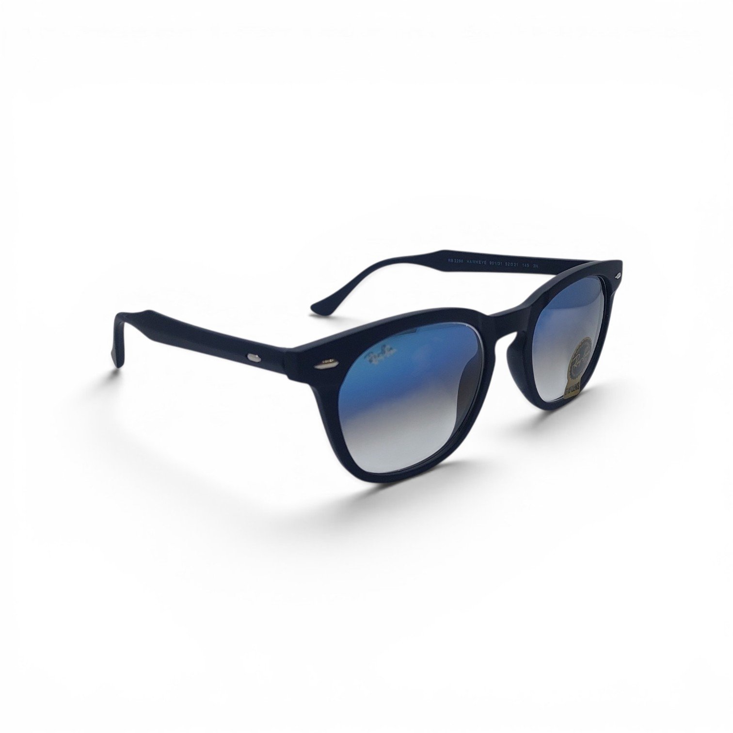 نظارة شمسية مرآة متدرجة بإطار بلاستيكي بلون كحلي من Ray-Ban